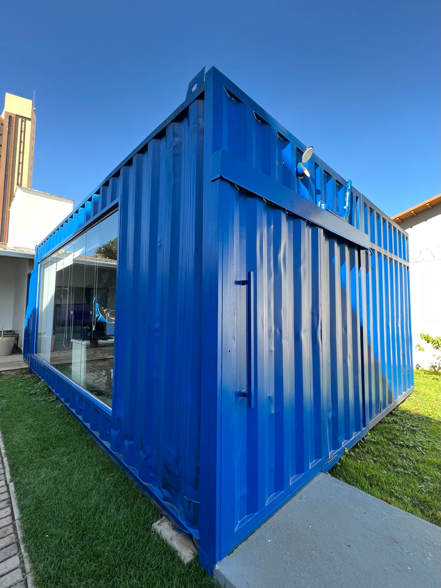 Shipping container café